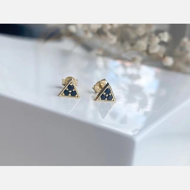 Trekantede restikker med sorte zirkonia sten (Forgyldte) UDEN SMYKKESKER