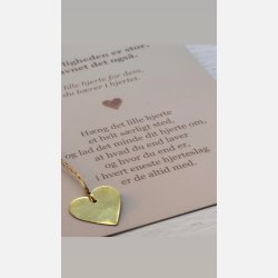Lille hjerte i messing  for dem, du brer i hjertet (A6 kort og messing ophng)