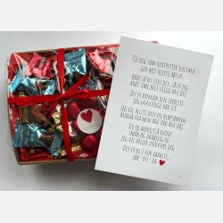 Fynsk k�restekort | Valentinskurv med chokolade og A5 kort (F�rdigpakket gavekurv)