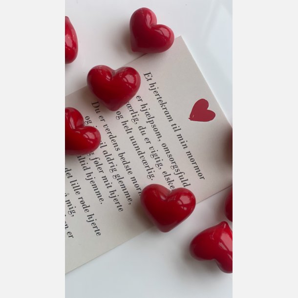 Hjertekram til min mormor (Lille rdt glashjerte og tilhrende A7 kort)