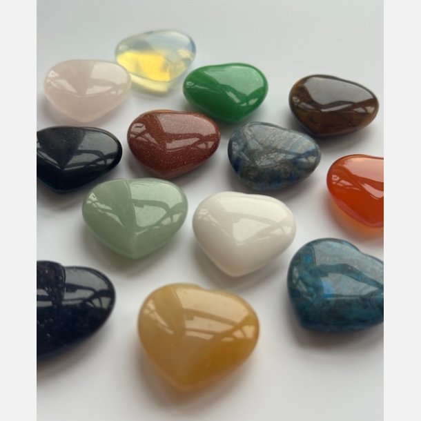 Hvid jade hjertesten med A7-kort | Dr�mmestenen