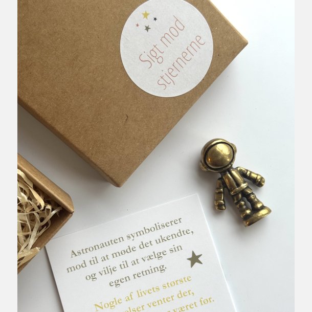 Lille astronaut | messingfigur og A7-kort | mod og styrke