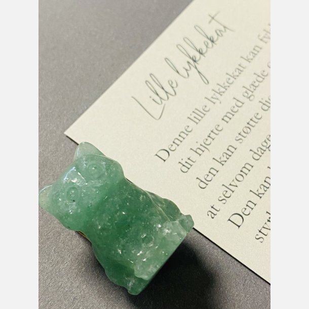 Lille lykkekat (Aventurin) vlg mellem 2 tekster