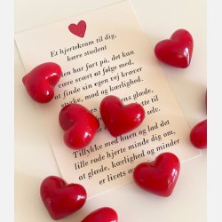Hjertekram til student (Lille rdt glashjerte og tilhrende A7 kort)