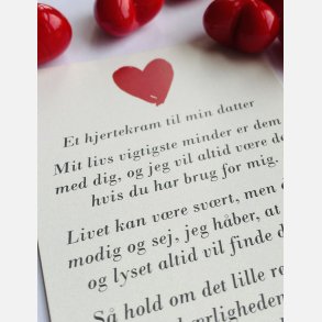 Hjertekram til MIN datter fra MOR (Lille rdt glashjerte og tilhrende A7 kort)