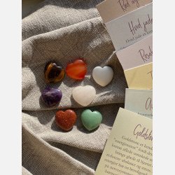 Rosakvarts hjertesten med A7 kort 