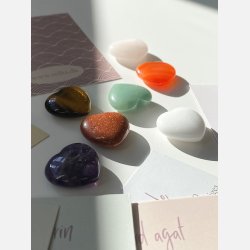 Rosakvarts hjertesten med A7 kort 