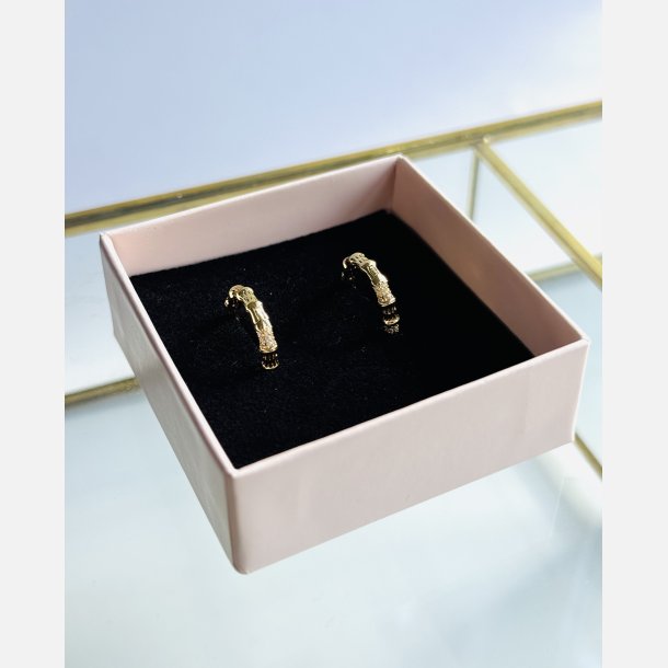 Sisse sm� creoler med zirkonia (Forgyldt og fors�lvet) UDEN SMYKKE�SKE