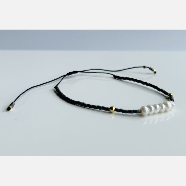 Justerbart armb�nd med perler (Gr�) UDEN smykke�ske