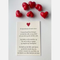 Hjertekram til min niece fra MOSTER (Lille rdt glashjerte og tilhrende A7 kort)