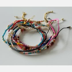 Farverig Lykkepakke armb�nd (Spar 600 kr) 