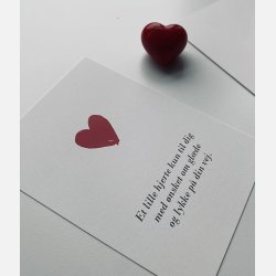 Hjertekram 1 (Lille rdt glashjerte og tilhrende A7 kort)