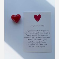 Hjertekram til 2 (Lille rdt glashjerte og tilhrende A7 kort)