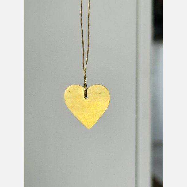 Lille hjerte i messing  for dem, du brer i hjertet (A6 kort og messing ophng)