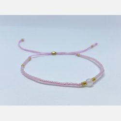 Lily armbnd (rosa miyukiperler og lille rosakvarts sten)