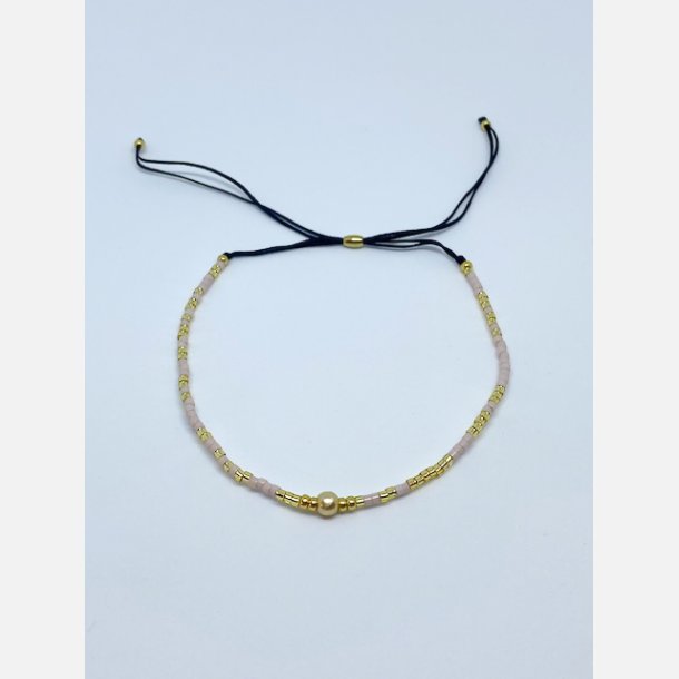 Lily armbnd (lys rosa og guld miyukiperler)