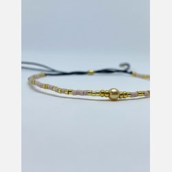 Lily armbnd (lys rosa og guld miyukiperler)