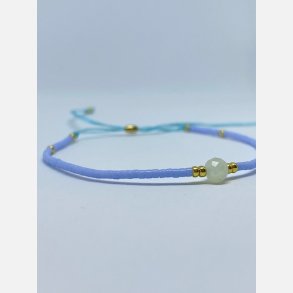 Lily armbnd (lys bl miyukiperler og lille bl chalcedon sten)