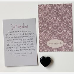 Sort obsidian hjertesten med A7 kort 